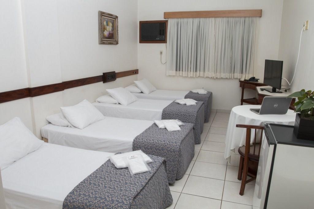 Carlton Plaza Hotel Uberlândia Exterior foto