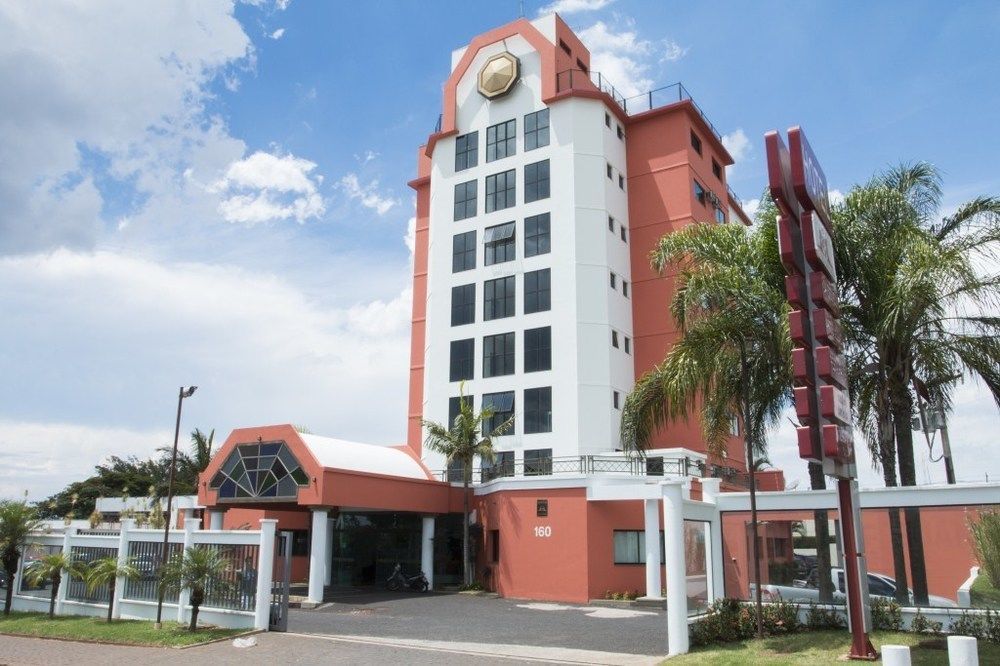 Carlton Plaza Hotel Uberlândia Exterior foto